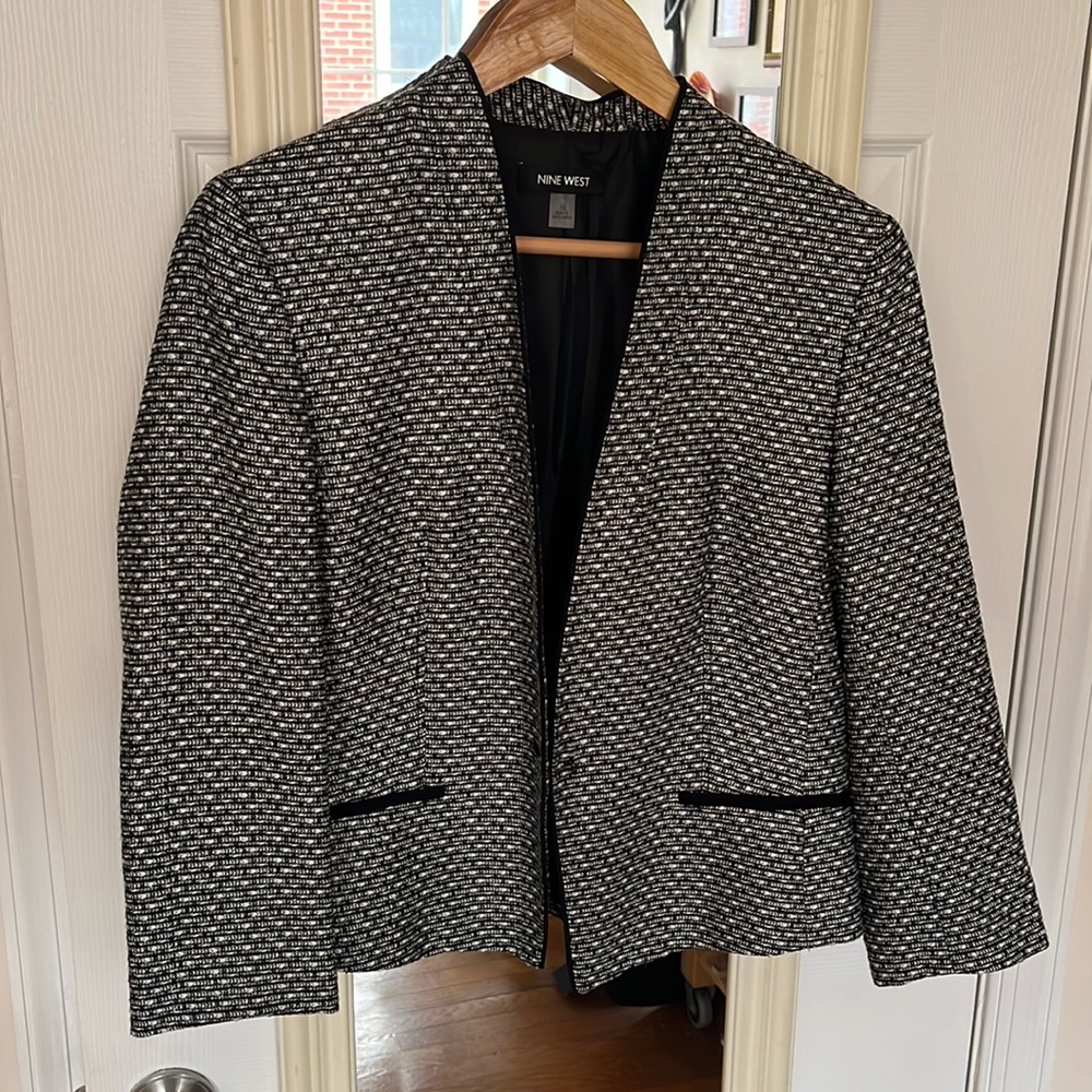 Nine West black white & sparkly blazer